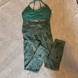 Gymshark Green marble Seamless Power Leggings + Sports Bra Set